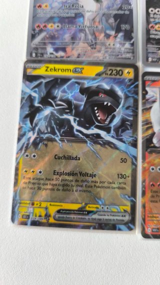 Lote de 6 Cartas Pokémon Reshiram, Zekrom, Kyurem