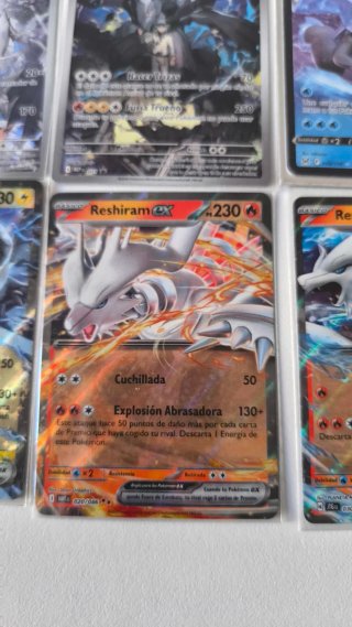 Lote de 6 Cartas Pokémon Reshiram, Zekrom, Kyurem
