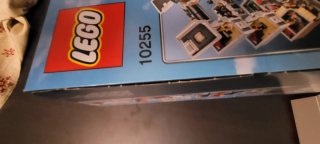 LEGO Creator Expert 10255 Assembly Square