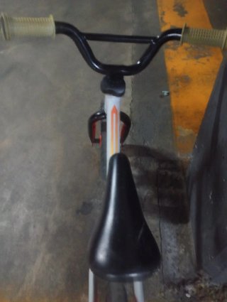 Bicicleta de equilibrio infantil