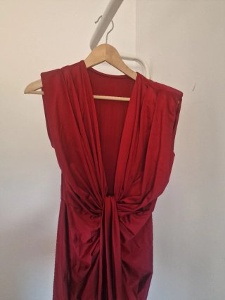 Vestido Vinotinto Elegante