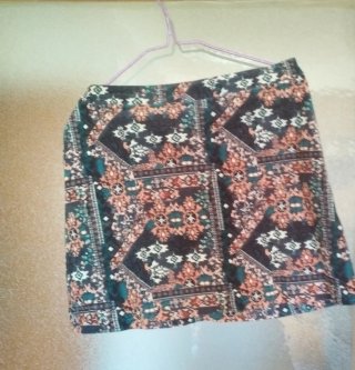 Falda mini de terciopelo talla M