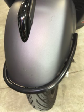 Vespa 300 GTS Sport Gris