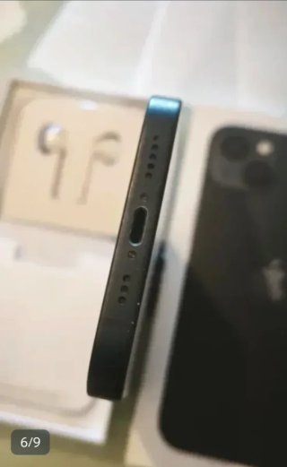 iPhone 13 128GB Nero + Accessori
