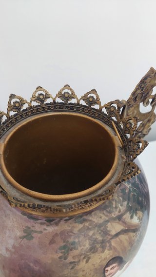 Guarnición francesa estilo Sèvres de tres piezas