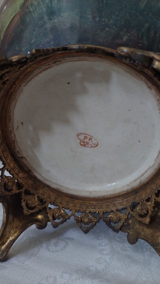 Guarnición francesa estilo Sèvres de tres piezas