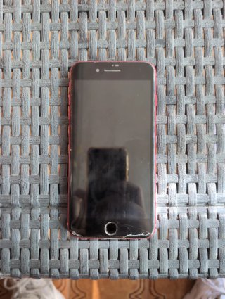 iPhone 8 Plus Rojo y Negro
