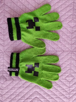 Guantes Minecraft Verdes y Negros