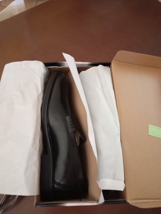Scarpe uomo e cintura in vernice nuovi