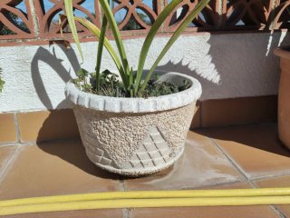 Tiestos de piedra beige y blanco 6 tiestos