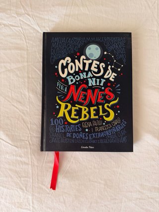 Contes de bona nit per a nenes rebels català