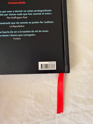 Contes de bona nit per a nenes rebels català