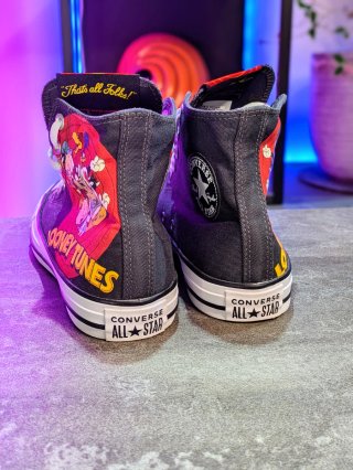 Converse Chuck Taylor Looney Tunes High Top