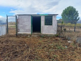 Se alquila  terreno