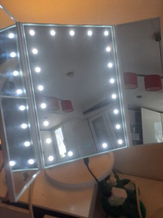 Specchio pieghevole da tavolo NaCot