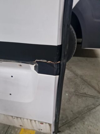 Puerta trasera camper