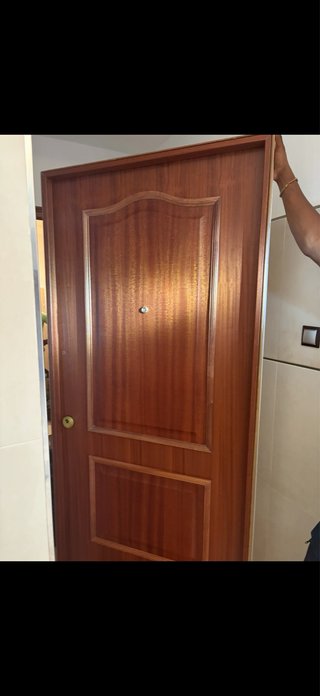 Puerta blindada entrada a medida