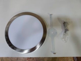 Lámpara de techo redonda metal y plástico