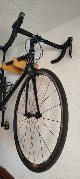 Bicicleta de carretera B-PRO R200