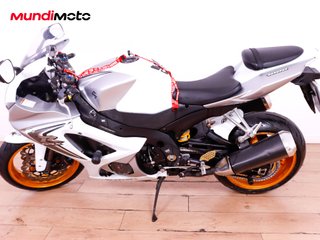 SUZUKI GSX-R 1000 K7