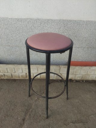 Taburetes altos bar metal y tela