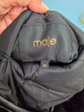 Parka Maje negra con detalles