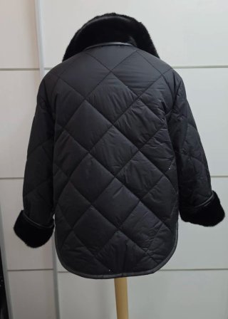 Parka Maje negra con detalles