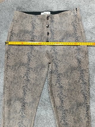 Pantalón Mango estampado serpiente Talla M
