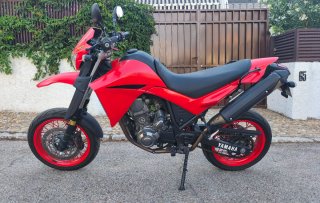 YAMAHA XT660X