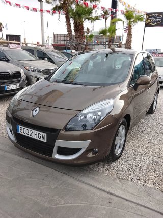 Renault scenic Renault scenic 2011