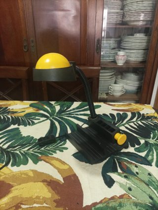 Lámpara Fase Negra y Amarilla