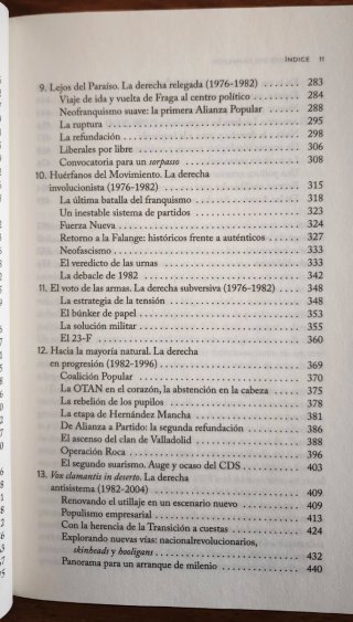 La estirpe del camaleón. Julio Gil Pecharromán.