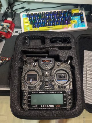 Emisora Taranis X9D FrSky