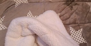 Edredón estrellas gris y blanco Cama 90
