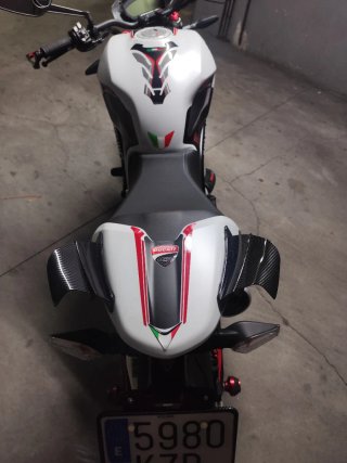 Ducati Monster 797 Plus
