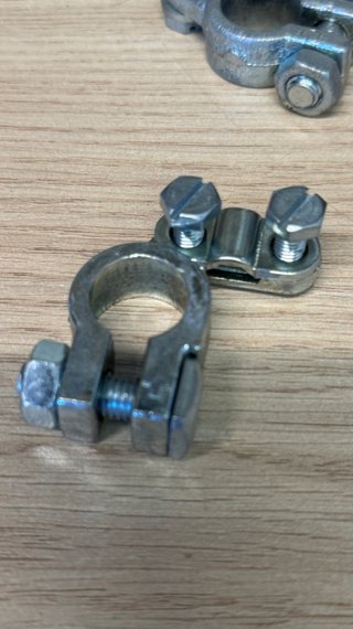 4 Terminais de Bateria Novos