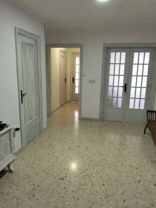 CASA ADOSADA DE 282 m2 CON PATIO DE 80 m2, TERRAZA