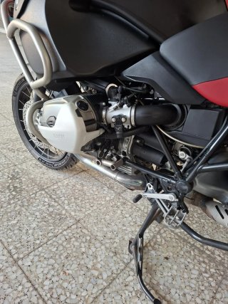 BMW R1200 Adventure Negra/Roja