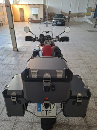 BMW R1200 Adventure Negra/Roja