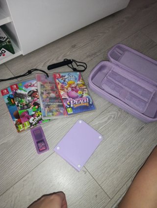 Nintendo Switch OLED Mario Kart 8 Deluxe+5 juegos