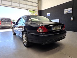 Jaguar X-Type 2.2D Classic 4p.