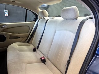 Jaguar X-Type 2.2D Classic 4p.