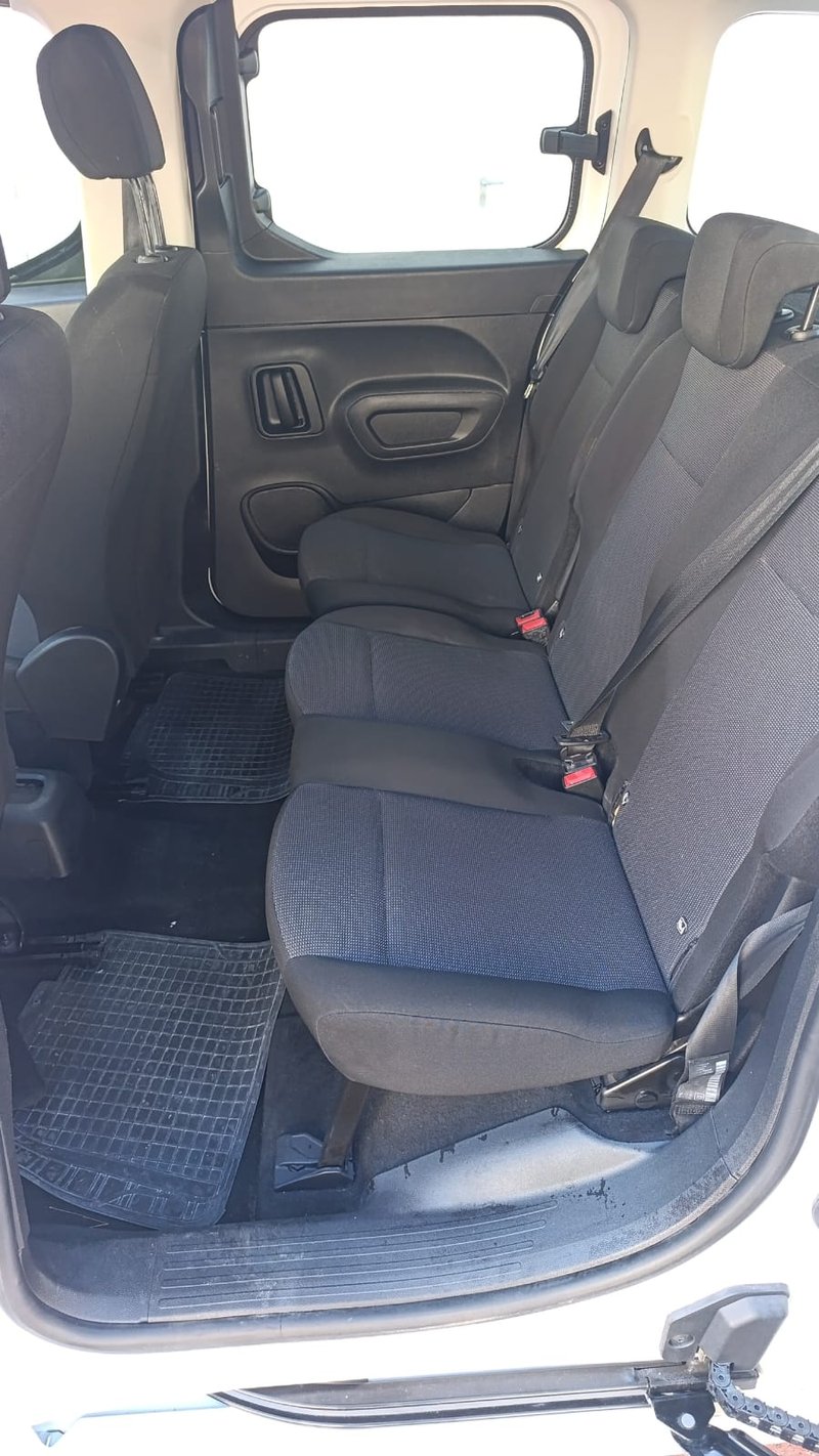 Opel Combo 2022, foto 17