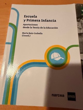 Libros UNED 1er año grado en Educación Infantil.