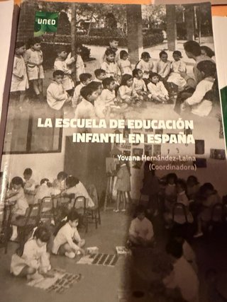 Libros UNED 1er año grado en Educación Infantil.