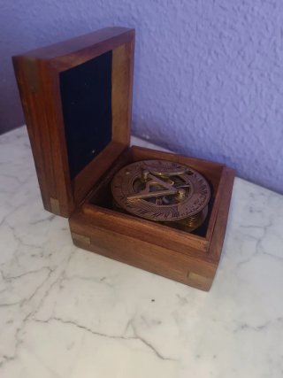 Brújula Solar Latón Vintage Caja Madera