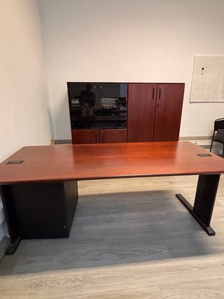 Armario de oficina madera y cristal