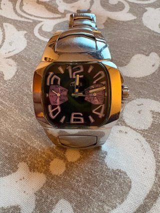 Reloj Lotus Morado y Plateado