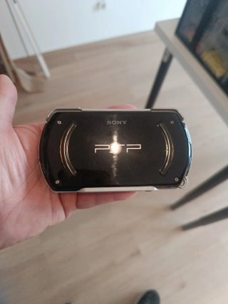 Sony PSP Go 16GB Negra