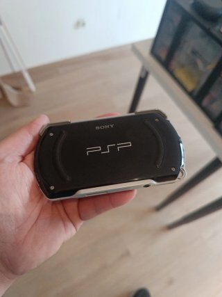 Sony PSP Go 16GB Negra